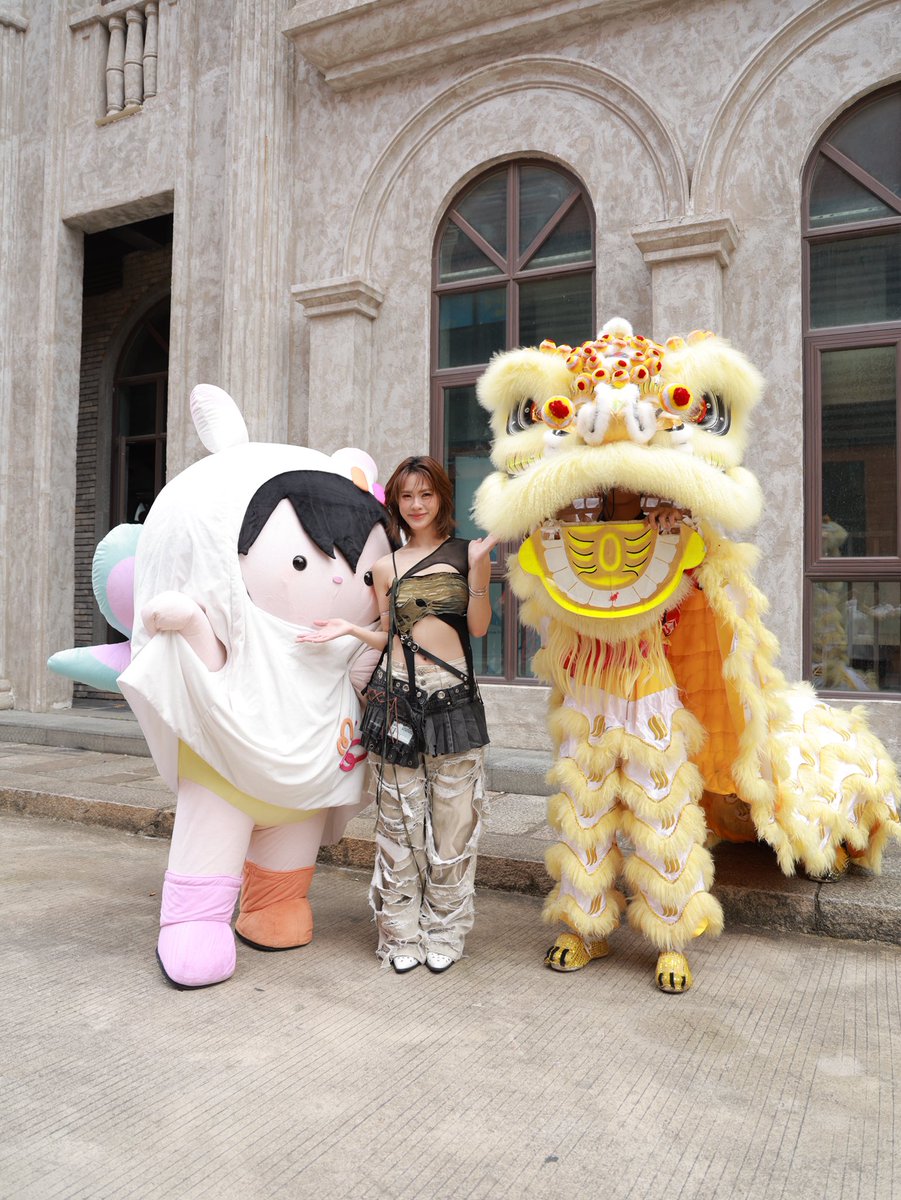 เอหมี tweet media