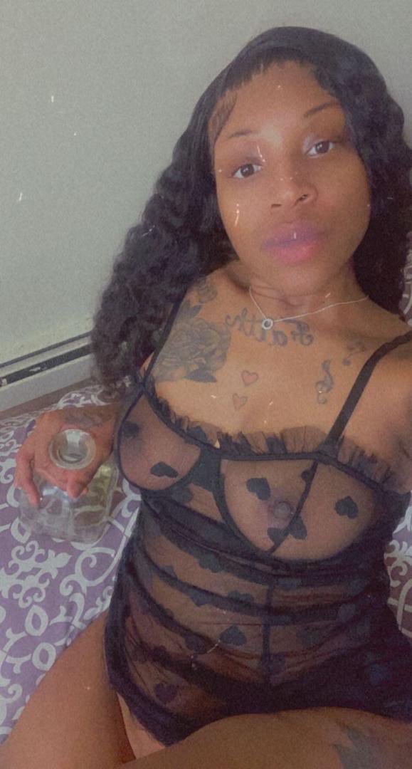 Charlotte tweet media