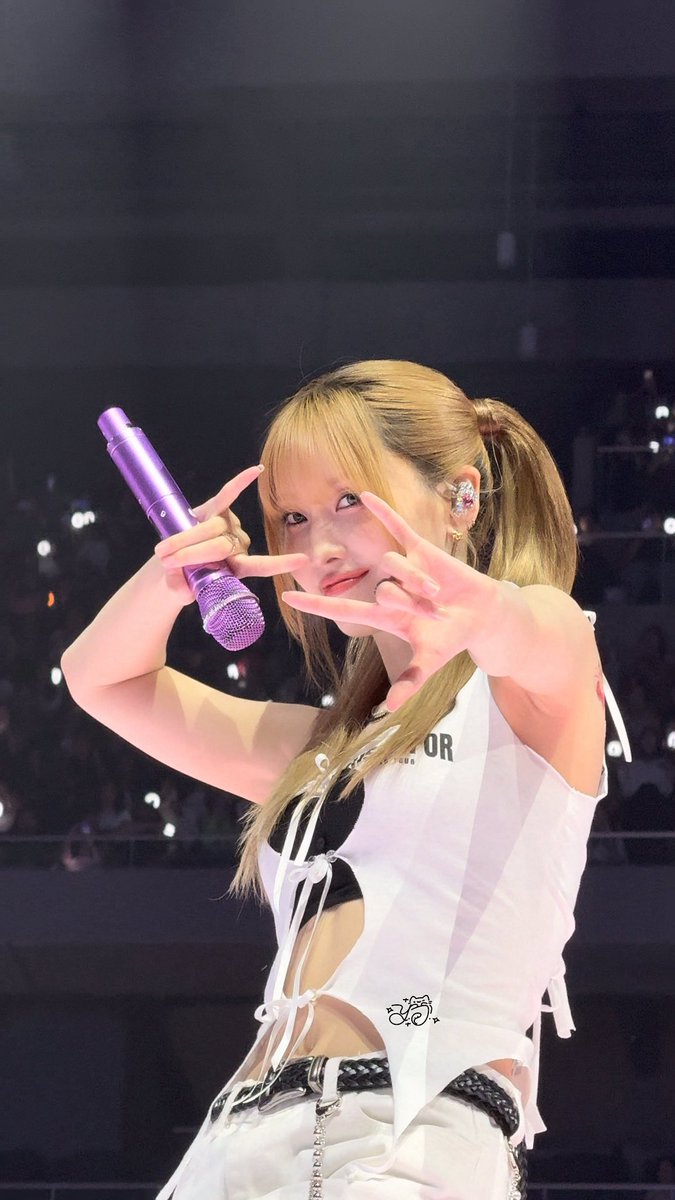 momo tweet media