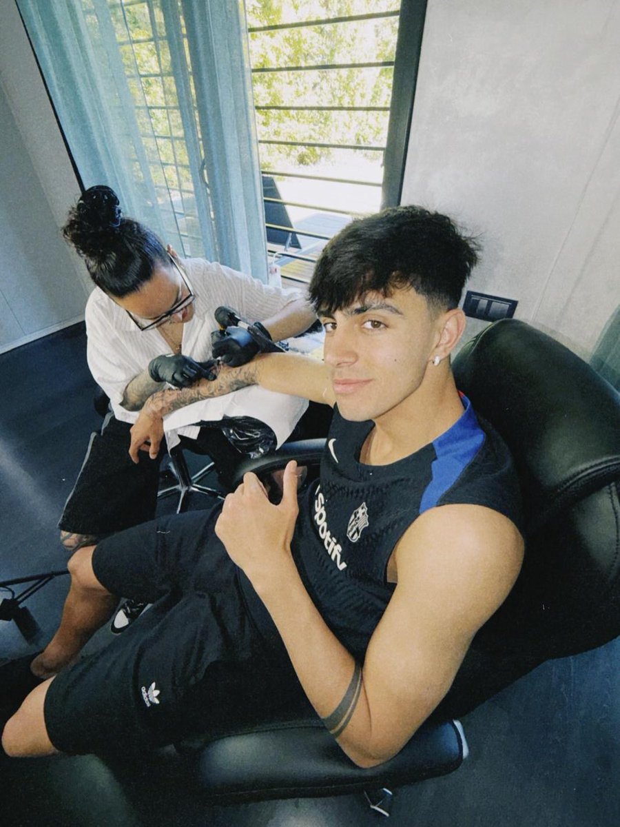 Marc BernalX tweet media