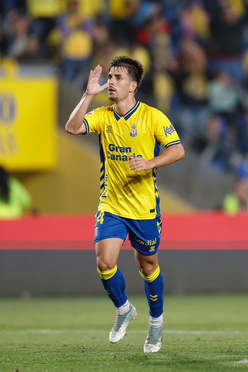 M. Fuster tweet media