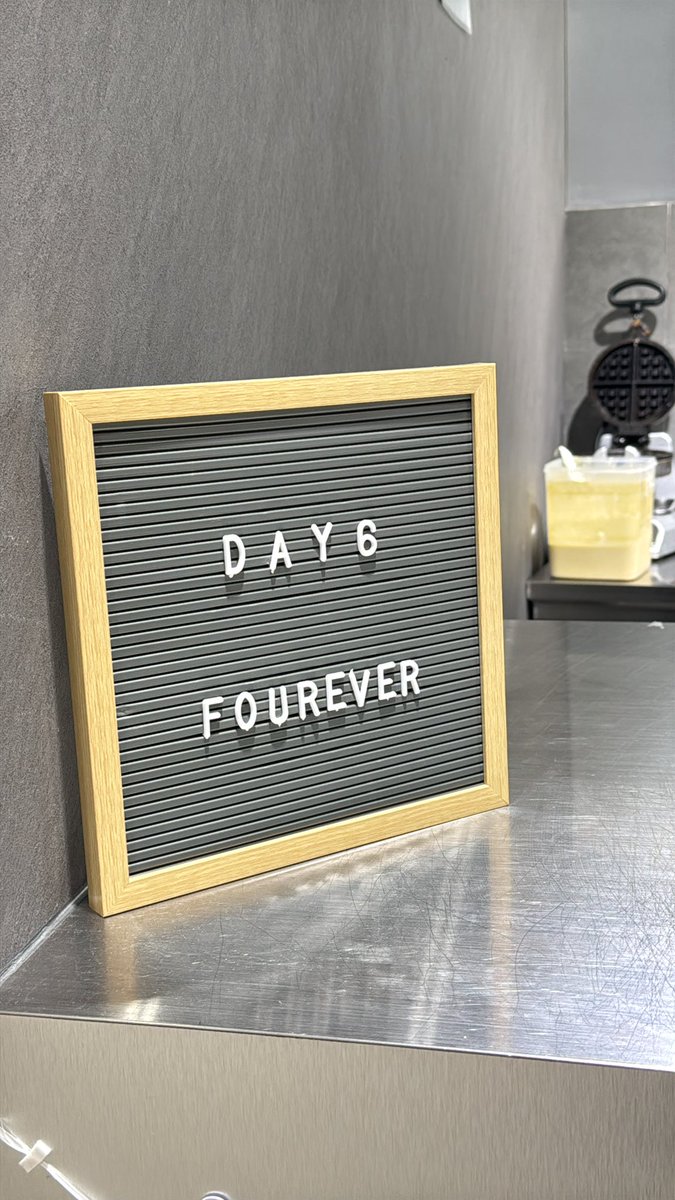 DAY6 SINGAPORE tweet media