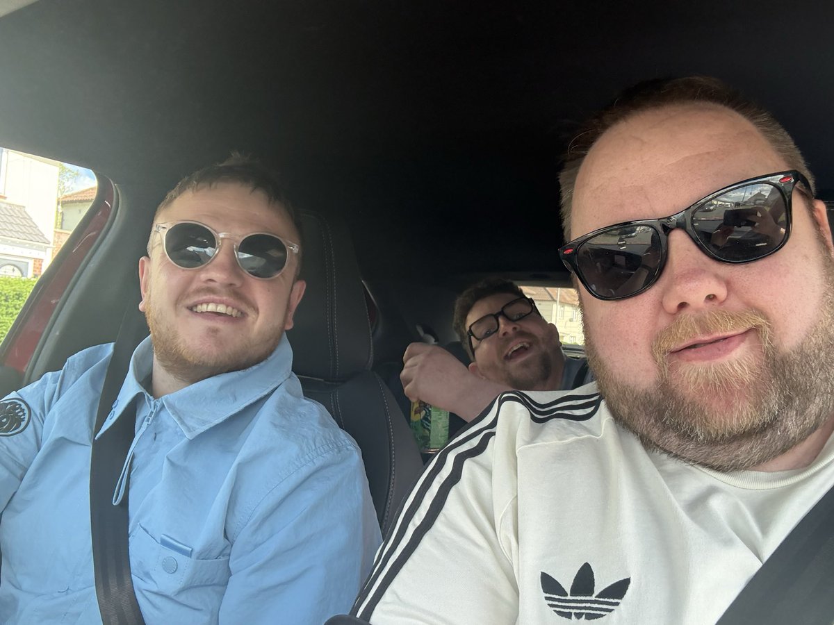 Yes Lads!! Off to see Prodigy. We are the Fire Starter!!