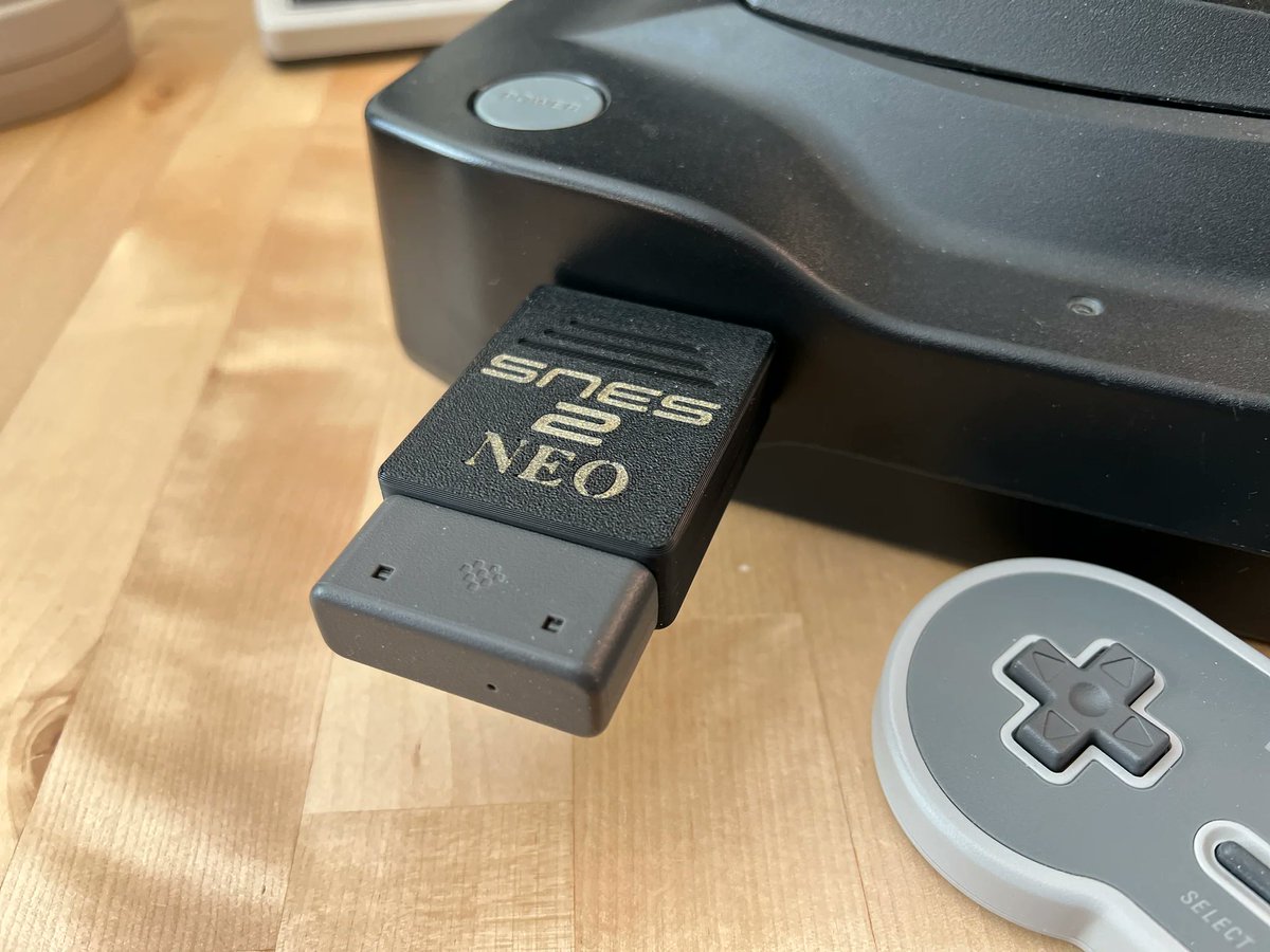 ToddsNerdCave's tweet image. With the new Neo Geo AES+ about ready to hit the market, open up your controller possibilities with my SNES2Neo adapter.

Just $25 and you get sub 1ms latency and can use #SNES controllers, wired or wireless, on your Neo Geo.

Works with AES, MVS and CD!
retrofrog.net/j8d6r