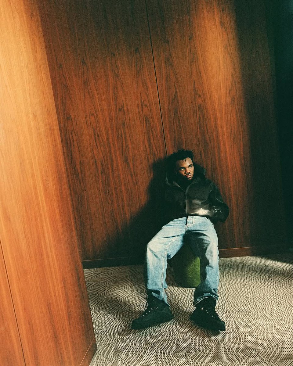 FleeksDaily. tweet media