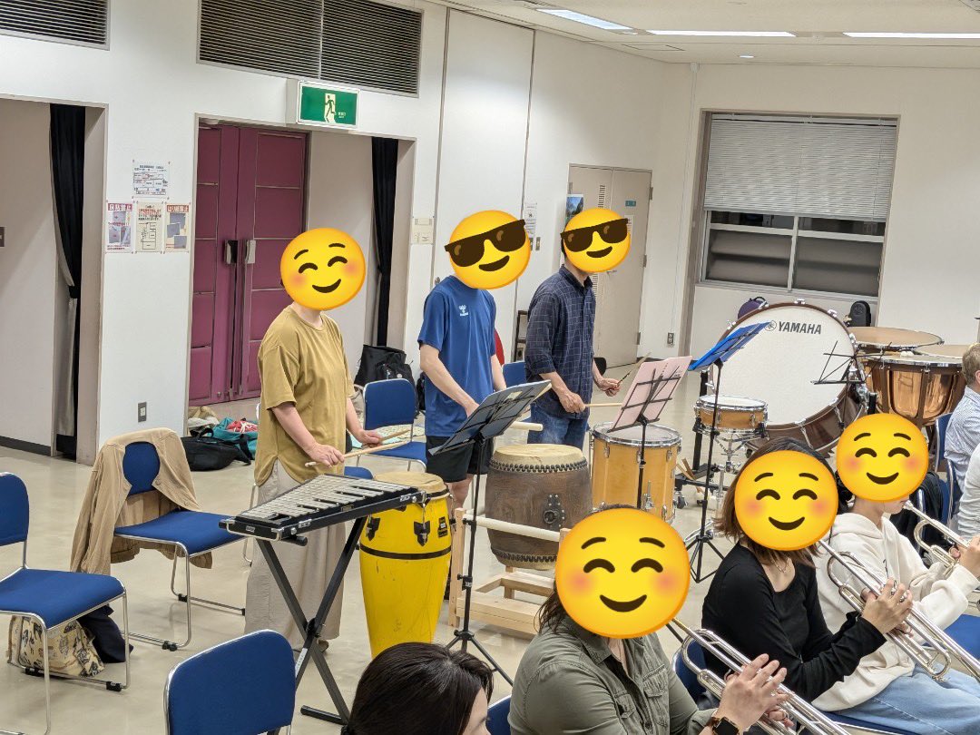 aisaiwind's tweet photo. 今日の強化練習夜の部は愛オケだけでジョイコンに向けての練習🔥今回のジョイコン愛オケステージは昔の課題曲を2曲演奏しますが課題曲は勉強になりますね👍丁寧に演奏できるよう頑張ります！そして見学者さんが2名来てくれました✨入団してくれると良いなー！

#吹奏楽　#団員募集　#クラリネット https://t.co/pjQcuC3y6m