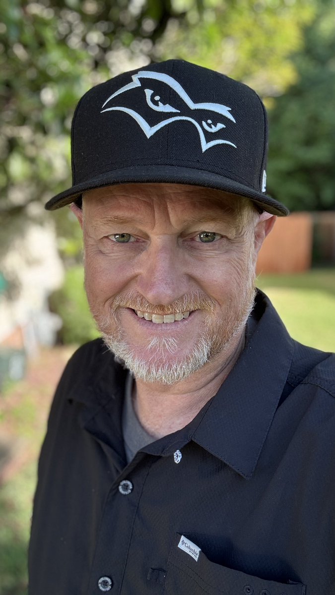 wisedrjr's tweet photo. Today’s “Saturday Haturday” hat is an alternate from @QCRiverBandits, next stop for my @ColaFireflies players moving up! 

#HOTDTheMayor 
#365DaysOfHats #Day108 #DHCSportsShow https://t.co/z997Z3F2aw