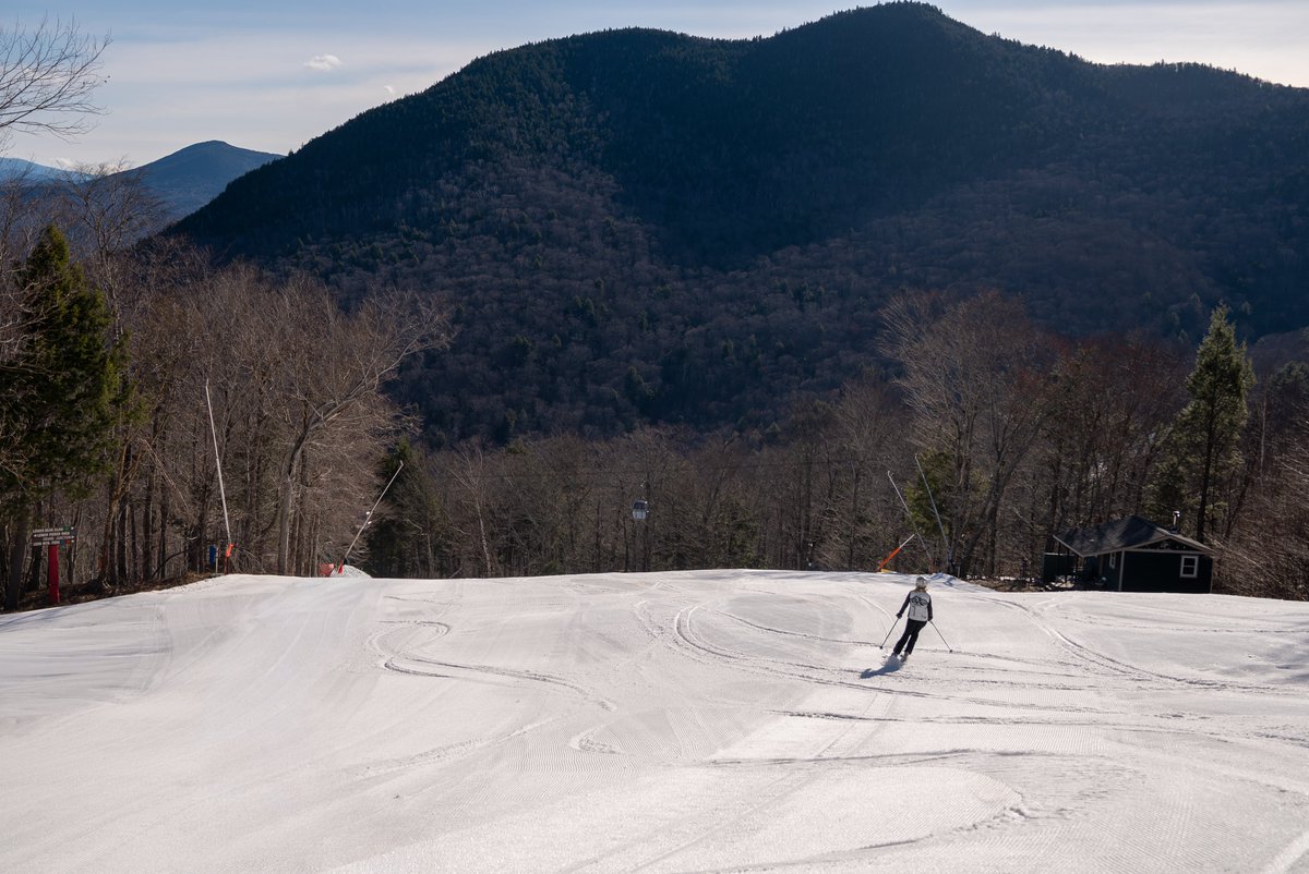 loonmtn's tweet photo. The kind of days you don’t rush through. https://t.co/QoTQvd6SUt