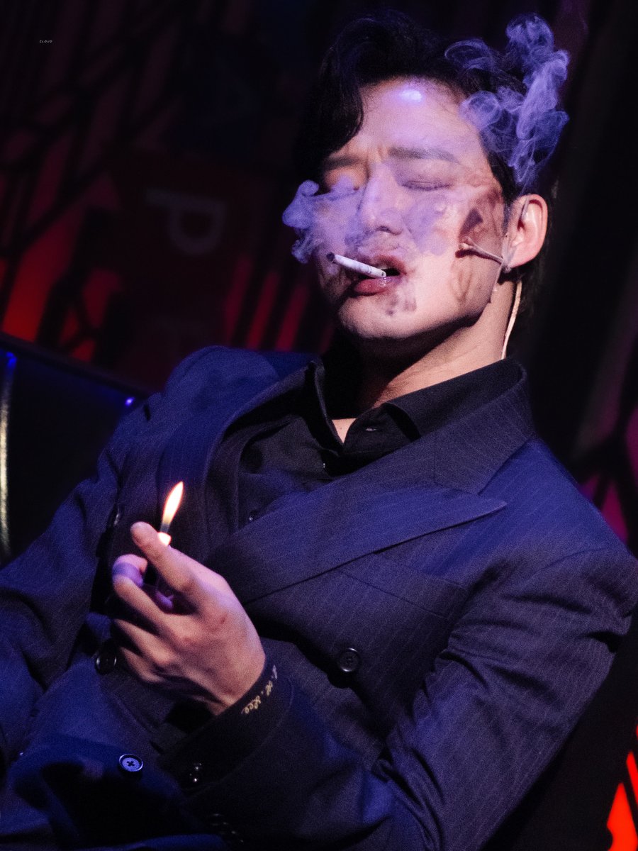 ᴄʟᴏᴜᴅ tweet media