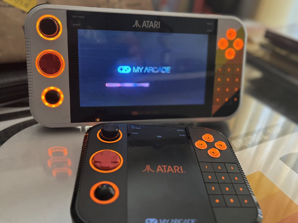 ballistikcoffee's tweet image. Working on my #review (finally!) for the #Atari x #GamestationGo #Wireless #Gamepad by @MyArcadeRetro! it’s been 2 months, how does it hold up? Coming next Friday to #BCB! Is it a must? What all can you do with it? Stay tuned! #gaming