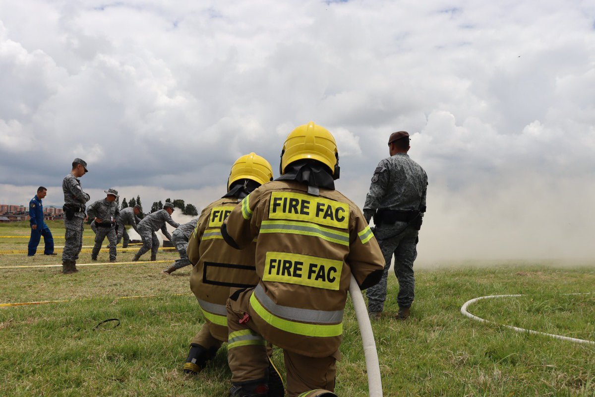 Fuerza Aeroespacial Colombiana tweet media