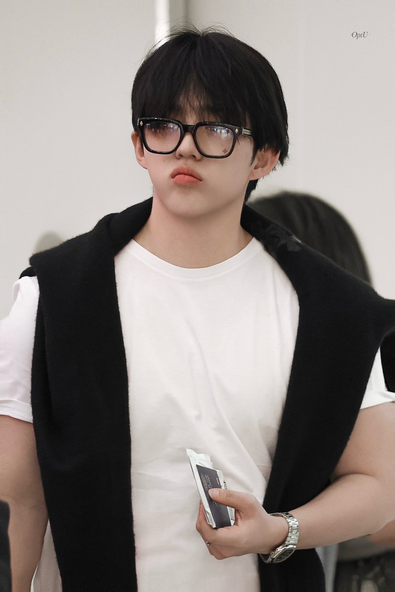 ·OptU·Scoups· tweet media