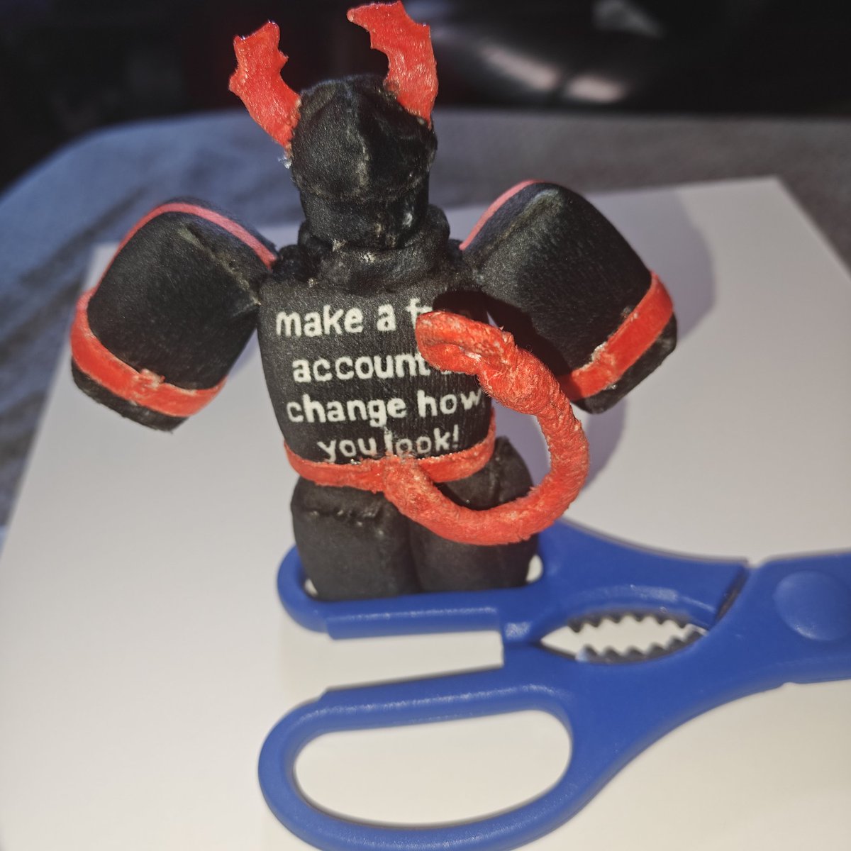 I wanna make tiny plushies again, at least they would fit in my bag.