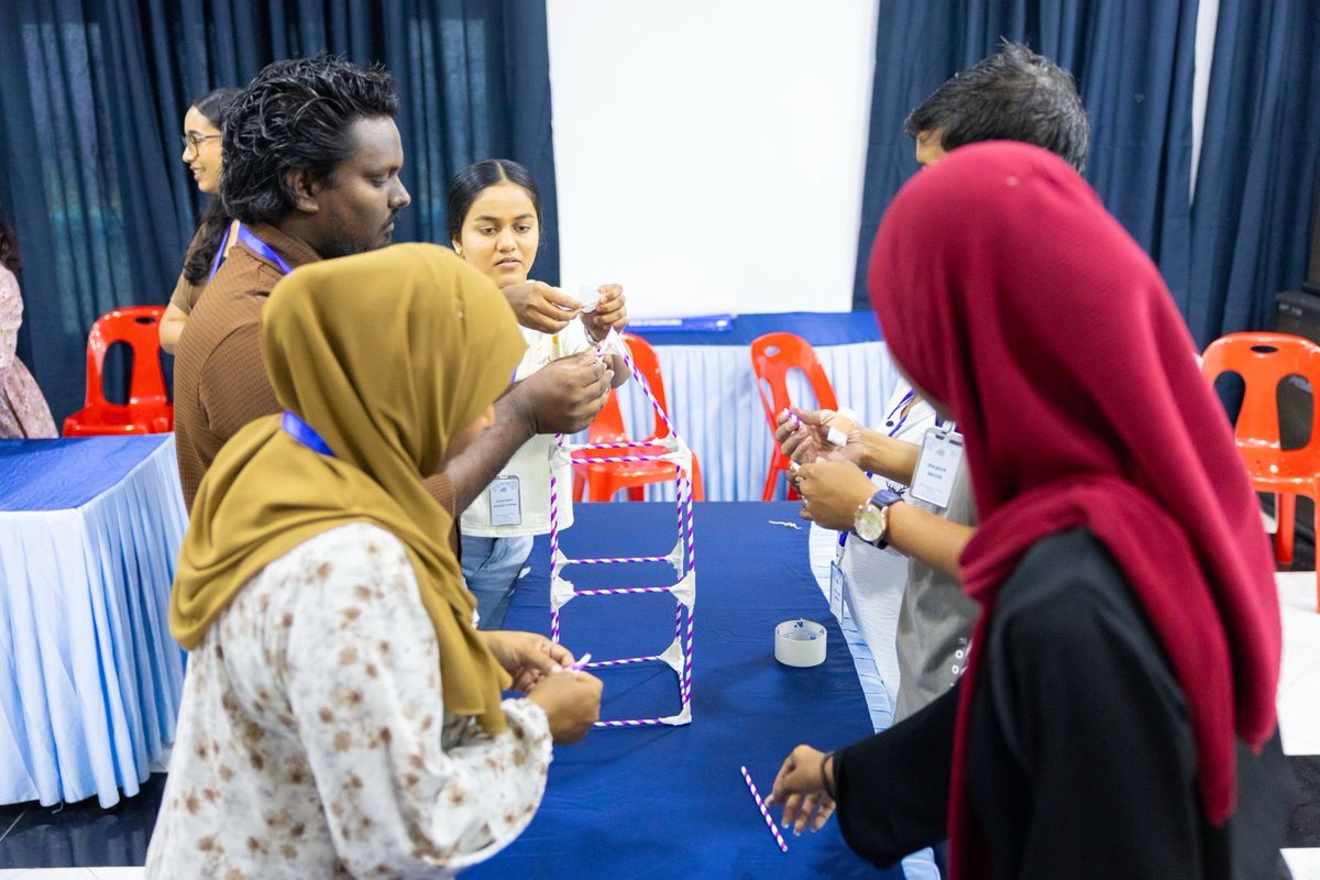 MoHmv's tweet photo. In collaboration with @UNDPMaldives and with support from @EU_Maldives
through the #AIMproject, “Eku Ekee” Youth Peer Education Training has started today in R. Ungoofaar. https://t.co/eN8ECrRDJF