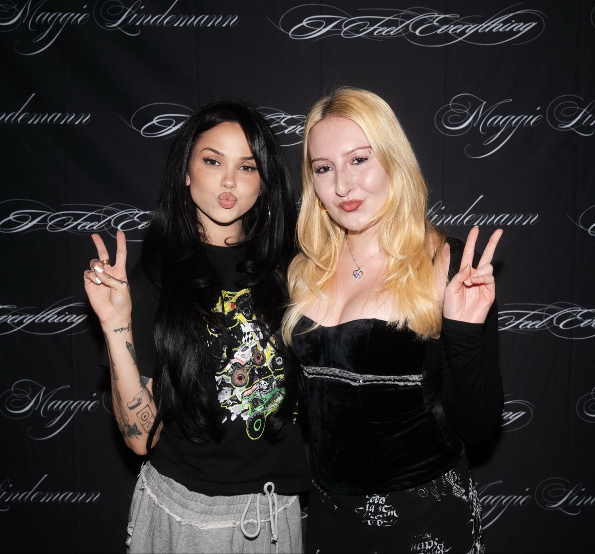 laura 📀 𑣿 tweet media