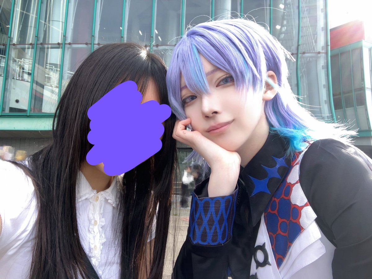 るり tweet media