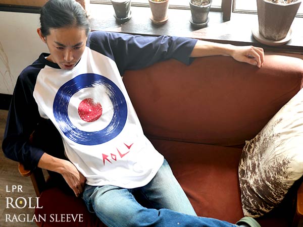 thebambicom's tweet image. 再入荷🎯

レコードが回っている!!
ターゲット柄×アナログ盤☆
ロックが、レコードが、胸でロールしてる!!

ROLL ( ロール ) ラグランスリーブ
楽天
item.rakuten.co.jp/bambi/a08rg-wh…
ヤフー
store.shopping.yahoo.co.jp/bambi/a08rg-wh…

#ラグラン #アメカジ #ROLL #モッズ #ロック #ロックンロール #入荷情報