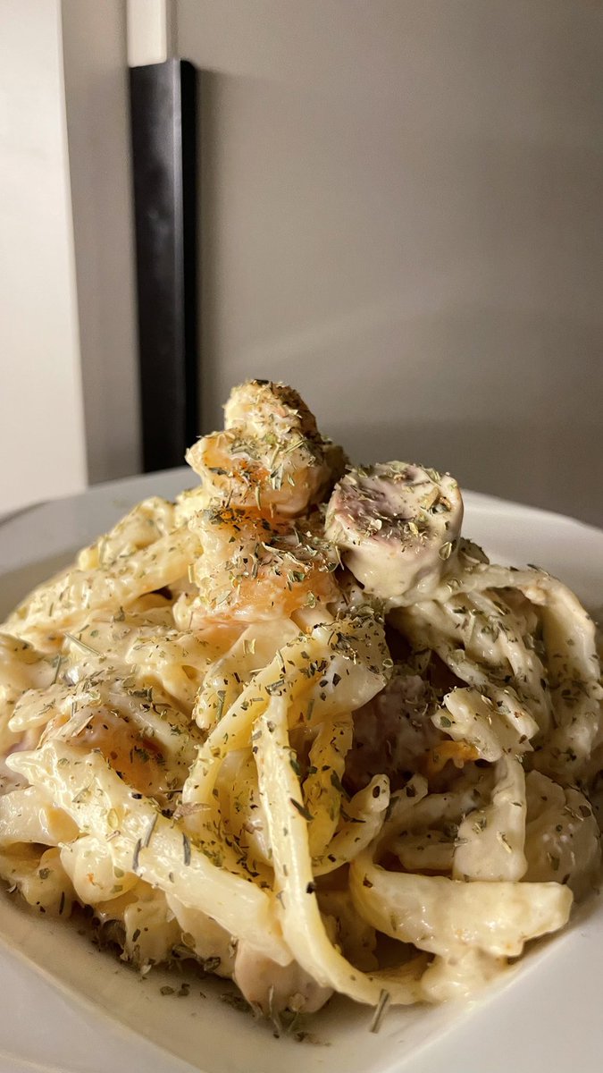 ᴬᶻᴵᶻ tweet media