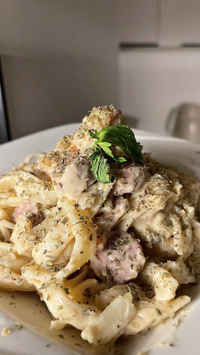 ᴬᶻᴵᶻ tweet media