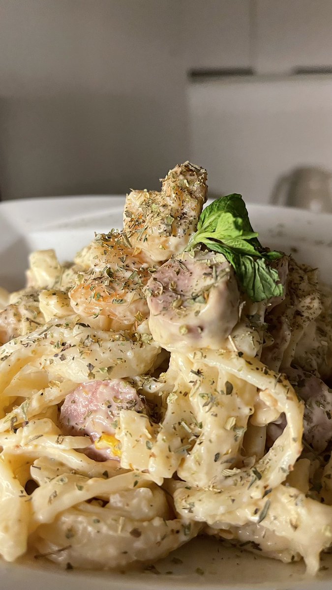 ᴬᶻᴵᶻ tweet media