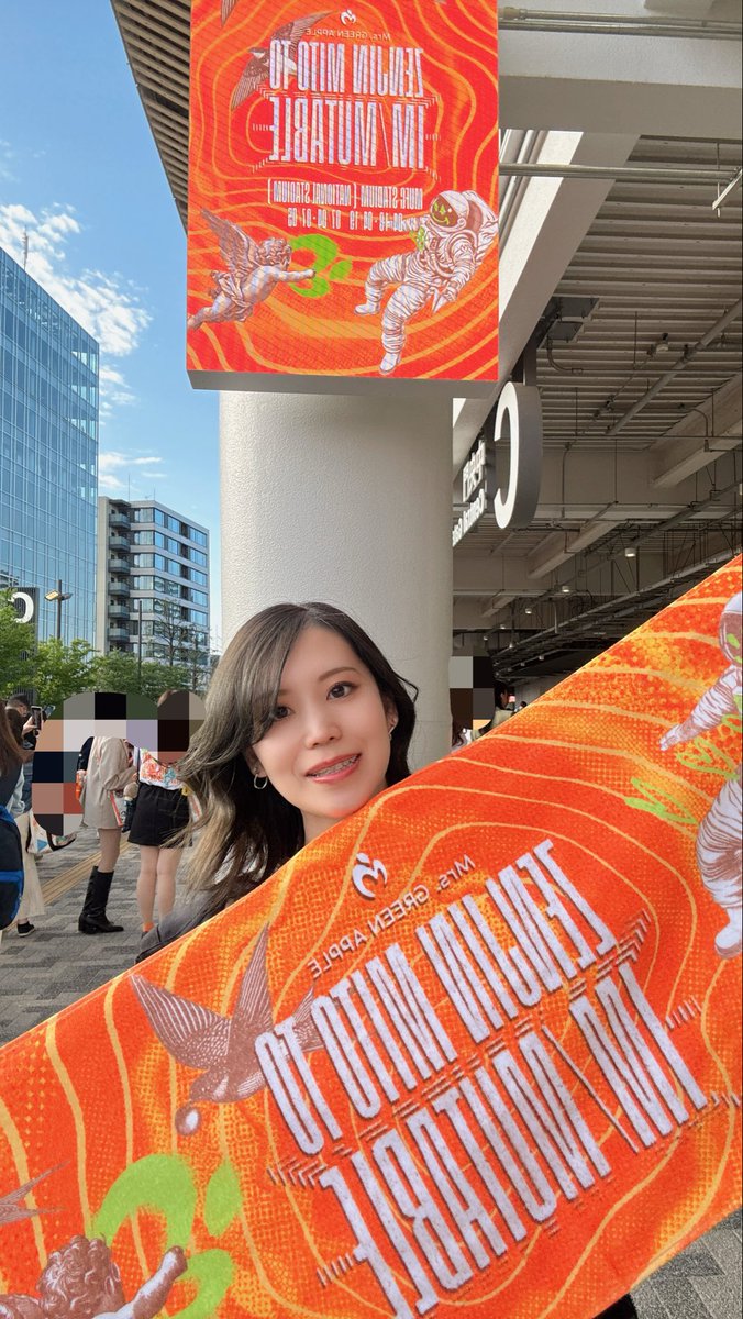 mx329xm's tweet photo. ミセスのLIVE♡♡ https://t.co/qPUaiySeeU