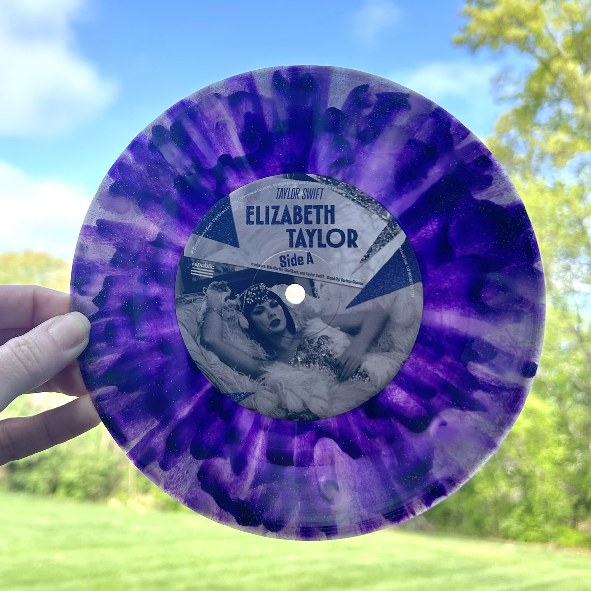 Abby 🦋Debut stan🦋 tweet media