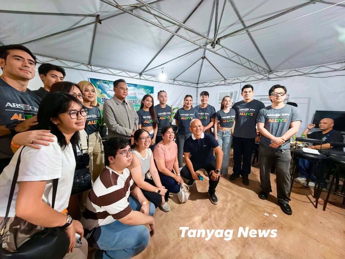ChristineLaban8's tweet photo. our Multi talented @imjeremyg 
At kapamilya Karavan ,Panaad sa Negros Festival ,
Thank you Tanyag News https://t.co/wRoPl0HbXi