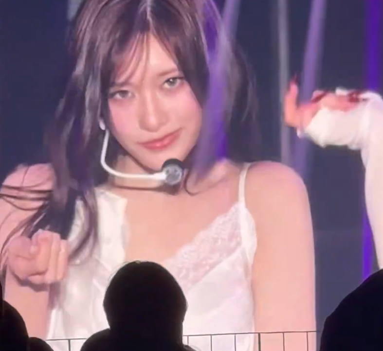 Insanely pretty. 🥹🤍