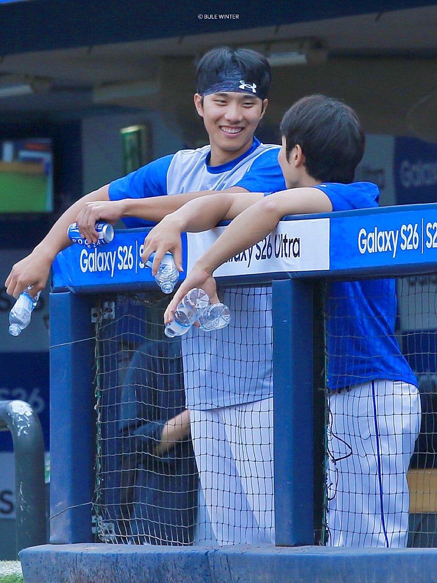 푸른겨울💙 tweet media