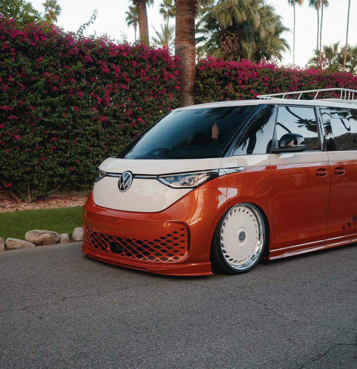 Euro Style tweet media