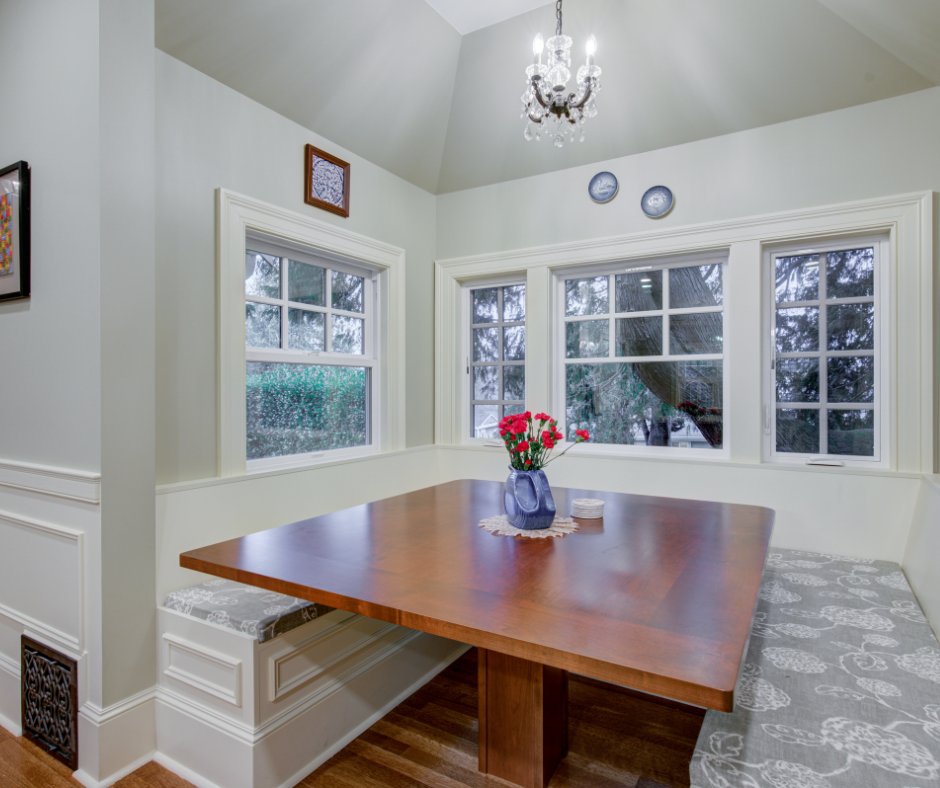 BetterBuilders3's tweet image. Classic trim, soft tones, and natural light come together to create a space that feels both timeless and welcoming. ✨

Looking for inspiration? See what’s trending in kitchen design 👉 hubs.li/Q04bq8HK0

#TimelessDesign #KitchenInspo