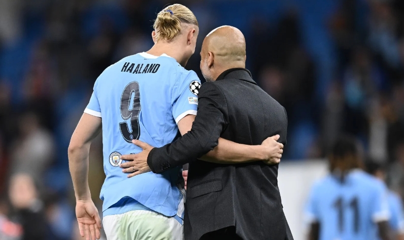 napolista's tweet image. #Guardiola al #City è insostituibile: il suo addio sarà traumatico come quello di #Ferguson allo #United

Pep così come Sir Alex lasciano una cultura d’élite dentro e fuori dal campo. Lo United l'ha dissipata e, per ora, non più riacquistata. Il City farà lo stesso?