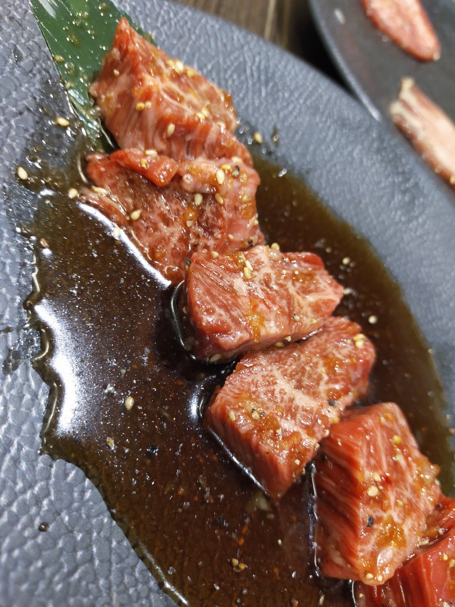 YuiSakakibara's tweet photo. 🍚ライブ飯
ど〜うしても焼肉キメたくてw🤪
ライブ見に来てた所属のみんなに付き合ってもらって、ライブ後は焼肉へ🥩🥢😆
(朝マクド→昼マクド→夜焼肉)
今日はいいっしょ✌😂✨
#SpringLL2026 https://t.co/uhVejAUL9Z