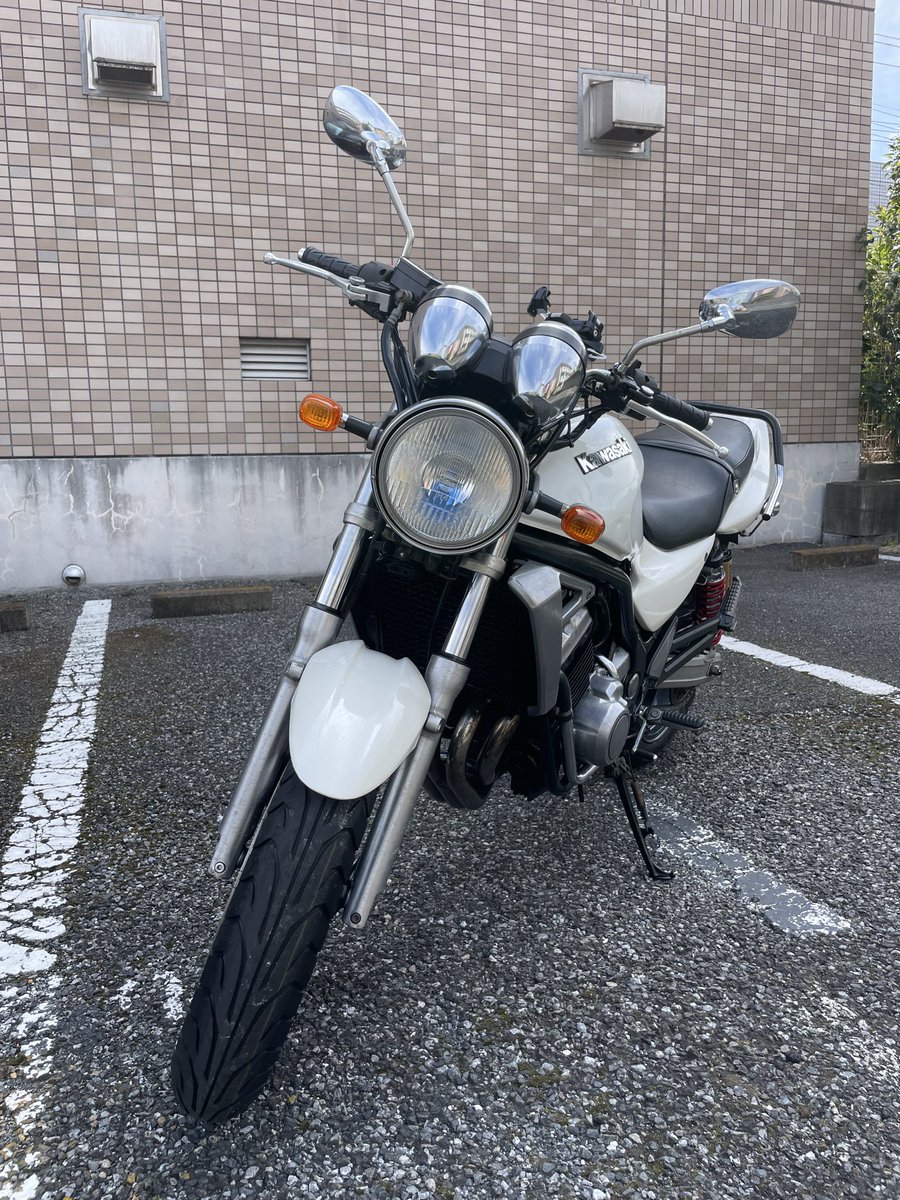 カイ tweet media