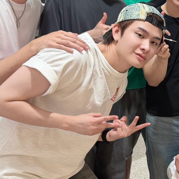 หล่อว่ะเฮีย