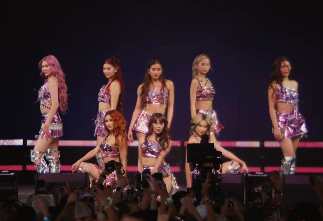 About Music tweet media