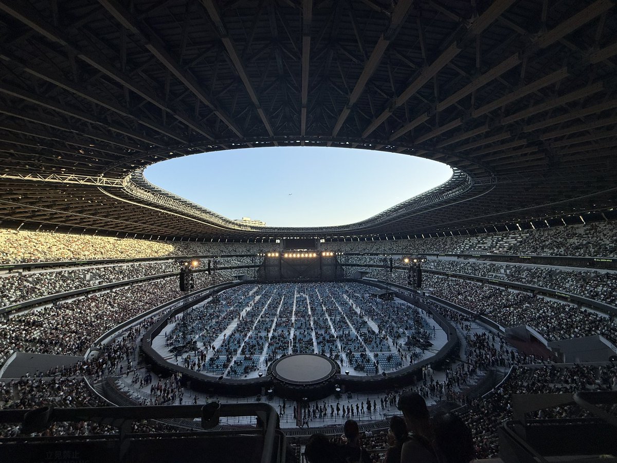 うさ山 tweet media