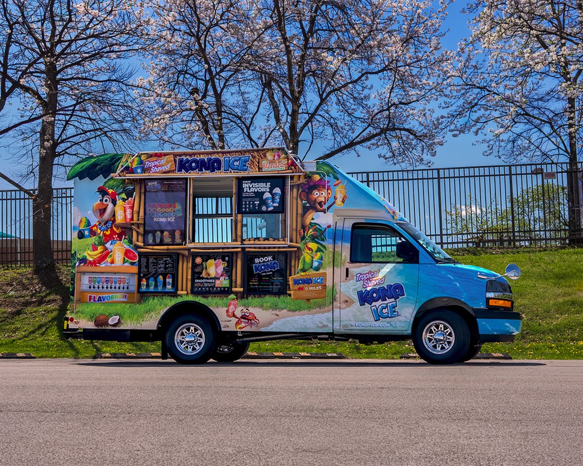 KONAICE's tweet image. Spring looks a little sweeter with Kona Ice 🌸🍧
Sunshine, fresh blooms, and a Kona truck in the perfect spot. It doesn’t get much better than that!
#KonaIce #SpringVibes #ShareTheSmile #Flavorwave