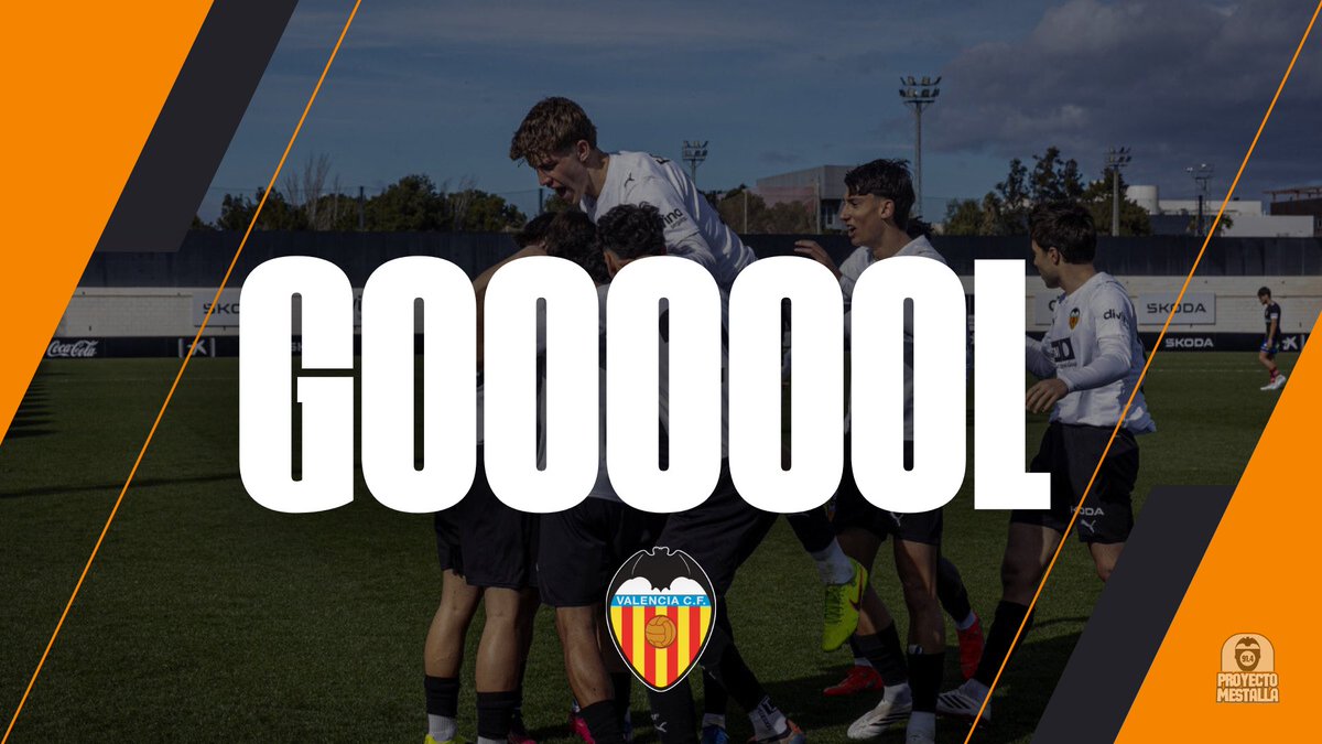 ⚽️ GOOOOOL DEL #VCFMestalla 

➡️ Recoge Mario Domínguez una segunda jugada, regatea a dos defensores locales y bate al portero.

⏰ MIN 2 | 0 - 1