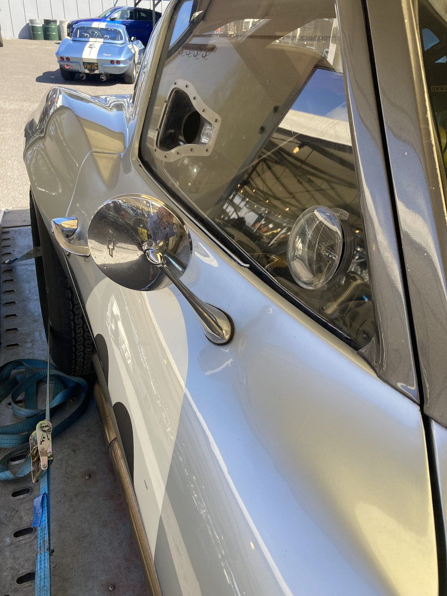 classiccarguru1's tweet image. #Corvette @GoodwoodRRC #83MM