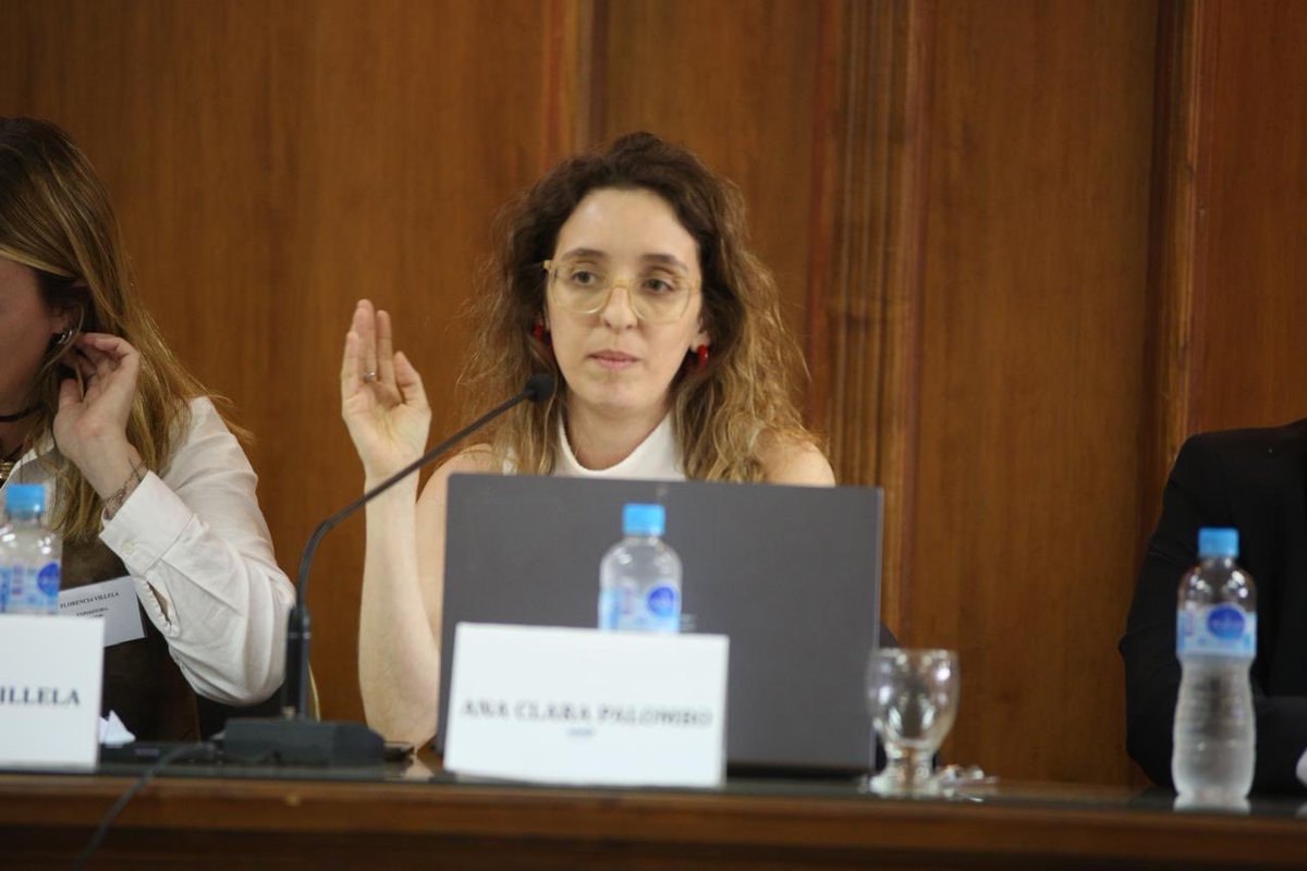 ArgentinaPenal's tweet photo. Panel IV “La dogmática penal con perspectiva de género”. Ponencias de Ana Clara Palombo, Martín Dupetit, Sofía Curatolo, Florencia Villela, Guillermo Liebig. Moderación de Rocio Jait y relatoria de Carmen Magro. https://t.co/JHaUNshJQz