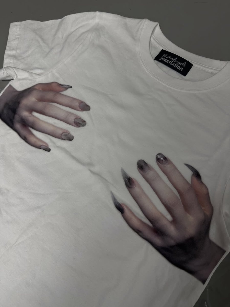 Yves NO Brasil 🍎 RIFA NO FIXADO tweet media