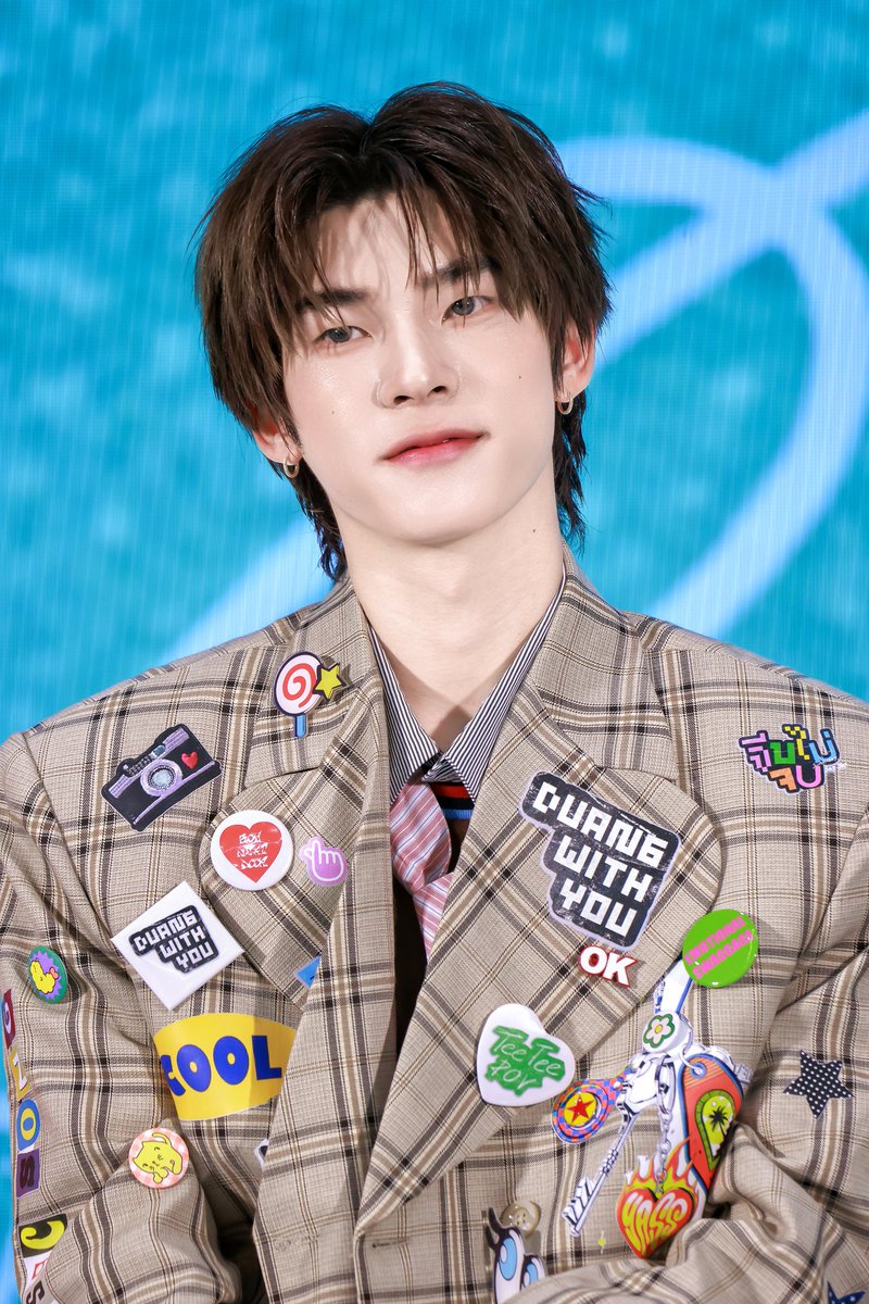 astralzero 🐺🪽 (slow) tweet media