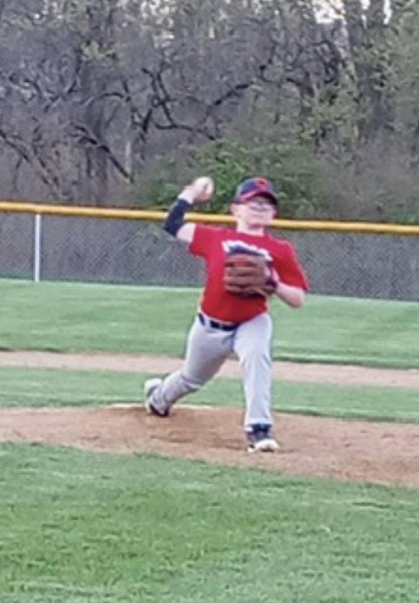 Roger1stCFalls's tweet photo. If you follow me,
Please consider a contribution to help my
son reach his goal!
#DLake16
Has worked very hard at
this game of baseball.
Every little bit helps
$5 - $10
that $20 you were going
to buy scratchers with….
Anything will help!
Thank you
https://t.co/UchzVbK2Y4