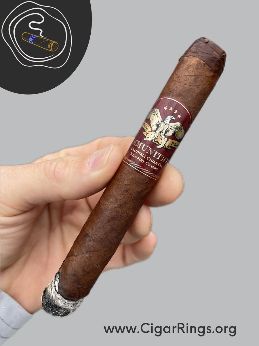 CigarRings4Good's tweet image. Lunch break!

#NowSmoking “Ammunition,” a collaboration project of Caldwell Cigars &amp;amp; Wildfire Cigars.  🔥💨👊

Perfect for this morning’s rainy day and a fresh cup of hot, black #coffee.

#BOTL #SOTL #LOTL  #CigarRings #pssita #CigarsOfX  #Cigars