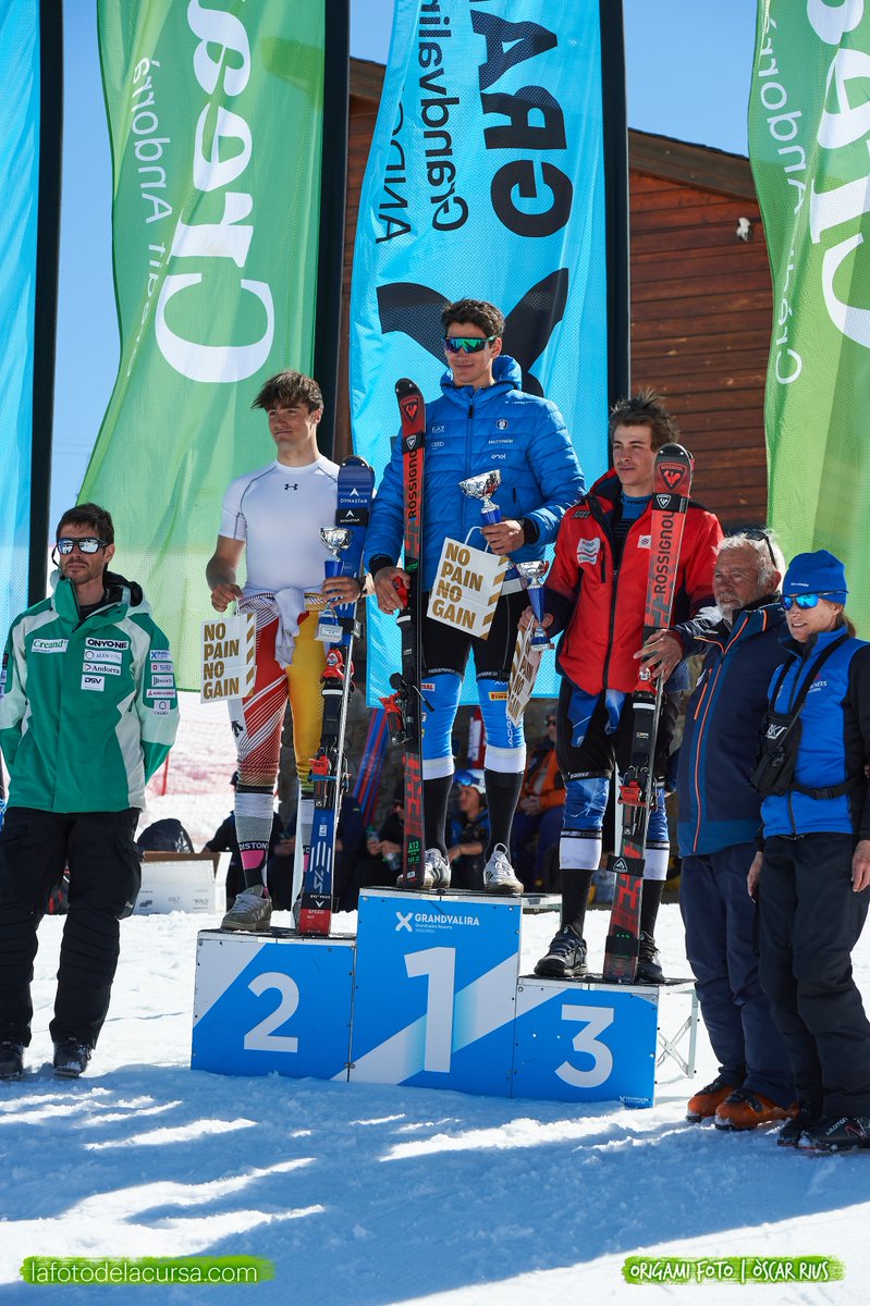 Oscar_Rius's tweet image. 2026-04-07 Trofeu Viladomat GS
#EsquiAlpi #AlpineSki #FIS #GS

Els millors de la cursa, el pòdium
The best of the race, the podium

lafotodelacursa.com/p301105844/sli…

@soldeueltarterworldcup @RFEDInv @fceh_cat @cetdiaragon @CanmCerdanya @FedFranceSki