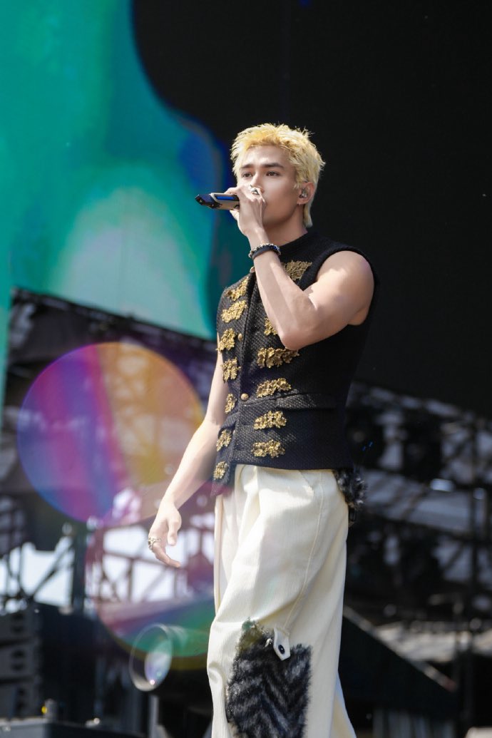 lilchidonuts🍩 tweet media