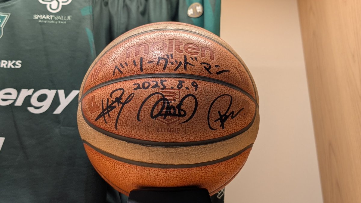 ジーライオンアリーナ神戸🏀序盤の劣勢を後半跳ね返して今日もかったどーー！！見応え十分の好試合✨✨
明日は2025-26レギュラーシーズンホーム最終戦🤓🫰🍀
観戦試合勝敗：18勝1敗
#ジーライオンアリーナ神戸
<a href="/tottei_official/">TOTTEI｜GLION ARENA KOBE【公式】</a> 
<a href="/STORKS_OFFICIAL/">神戸ストークス公式</a>
<a href="/Storky_078/">【公式】ストーキー(神戸ストークス)</a>