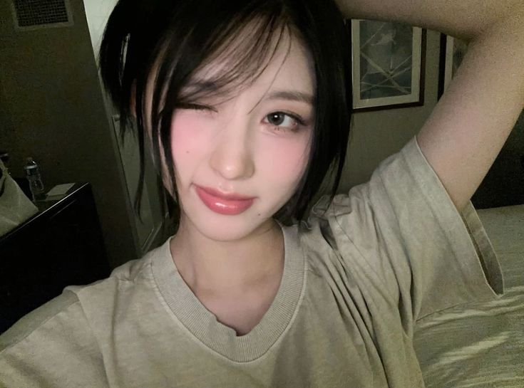 𝒢rayi. tweet media