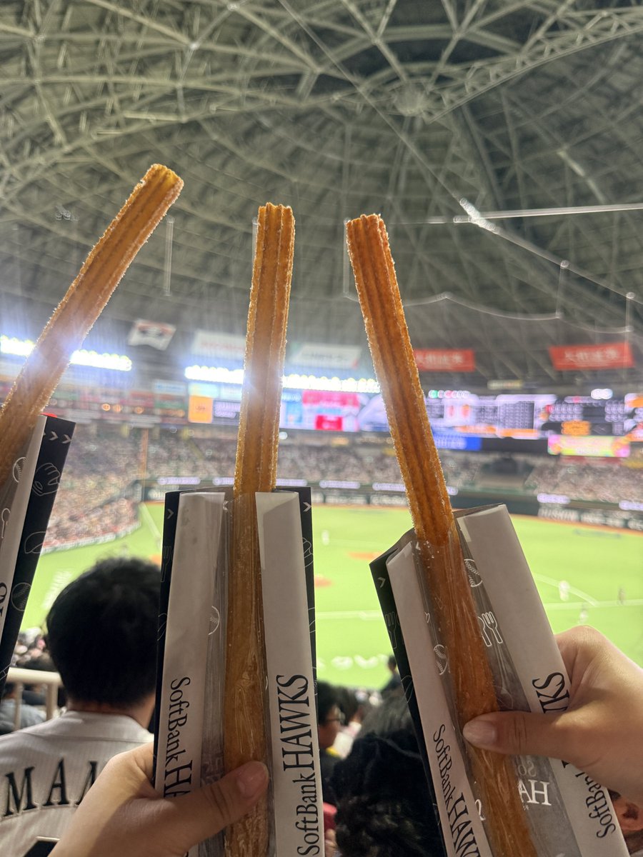 七緒🍗2⚾︎4/14.17.18.19 tweet media